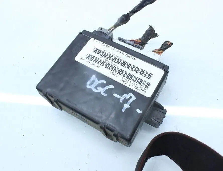 DODGE Campingvogn 5 generation (2007-2020) Bootlid Control Unit P68192335AB 36330800