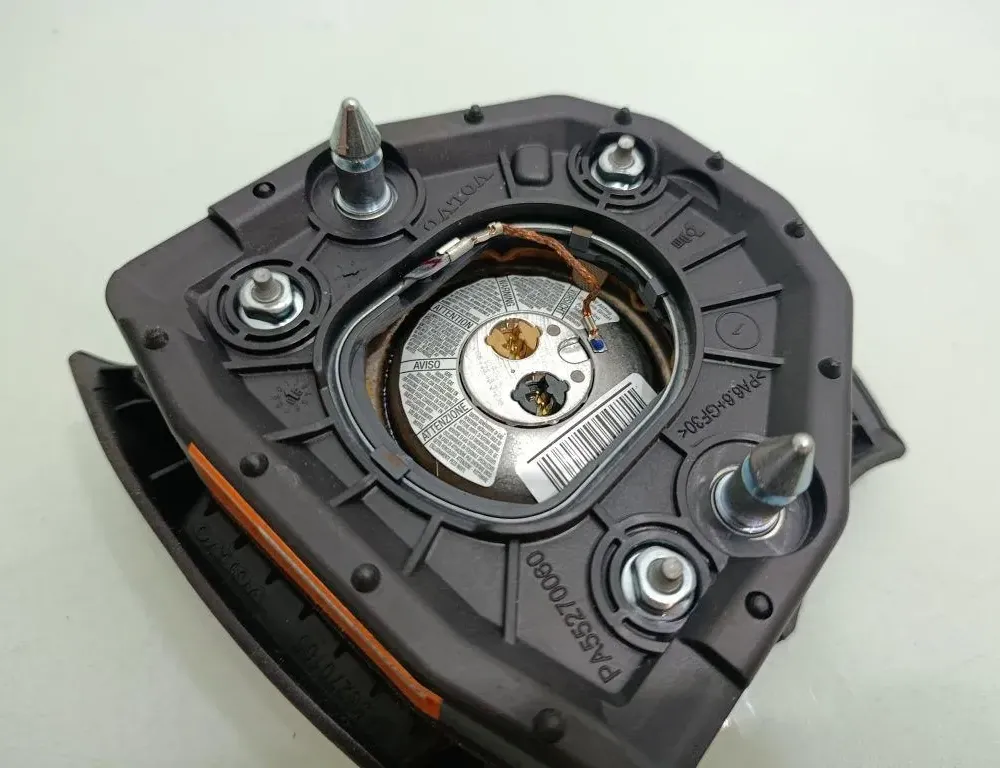 VOLVO V70 2 generation (2000-2008) Подушка безопасности руля P30721996 36323392