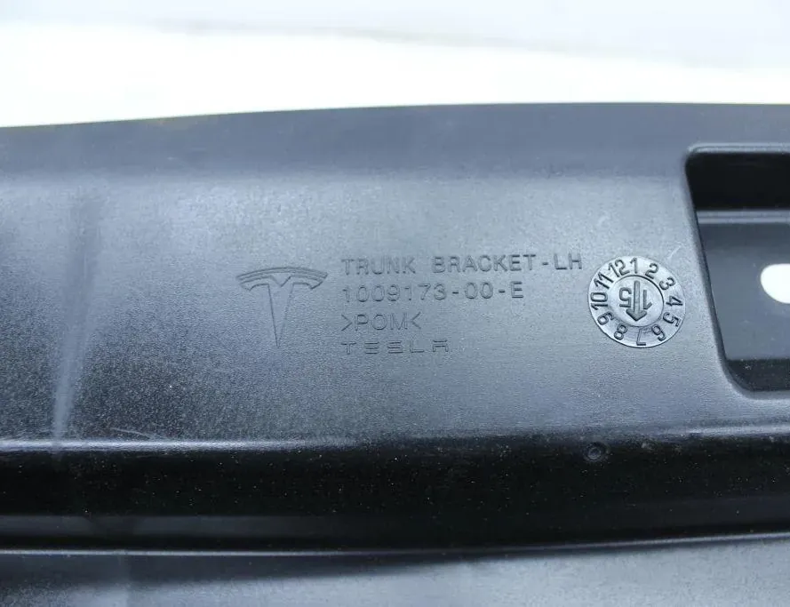 TESLA Model X 1 generation (2015-2024) Отделка багажника 100917300E 36312741