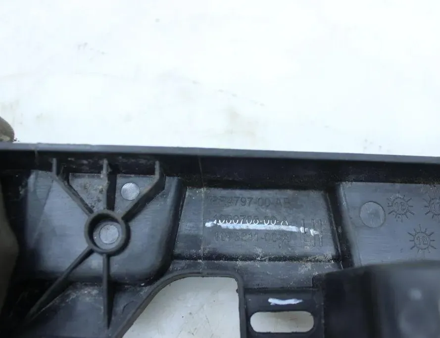 TESLA Model X 1 generation (2015-2024) Другие внутренние детали PR479700AB 36322121