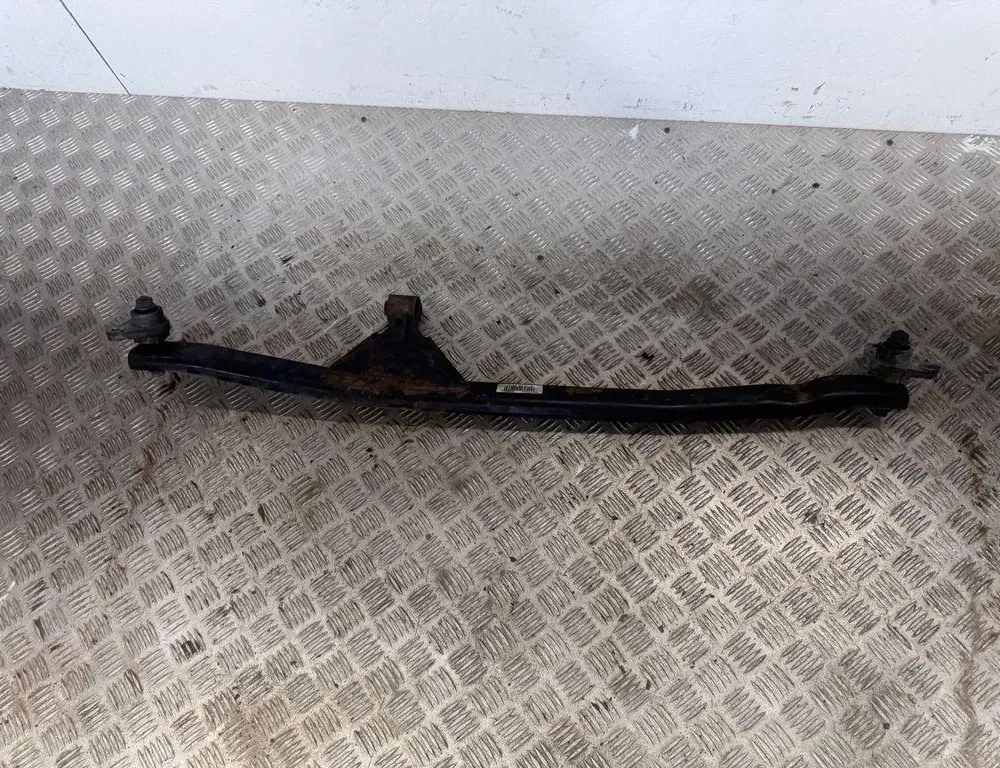 VOLVO XC90 1 generation (2002-2014) Left Side Engine Bracket 36332181