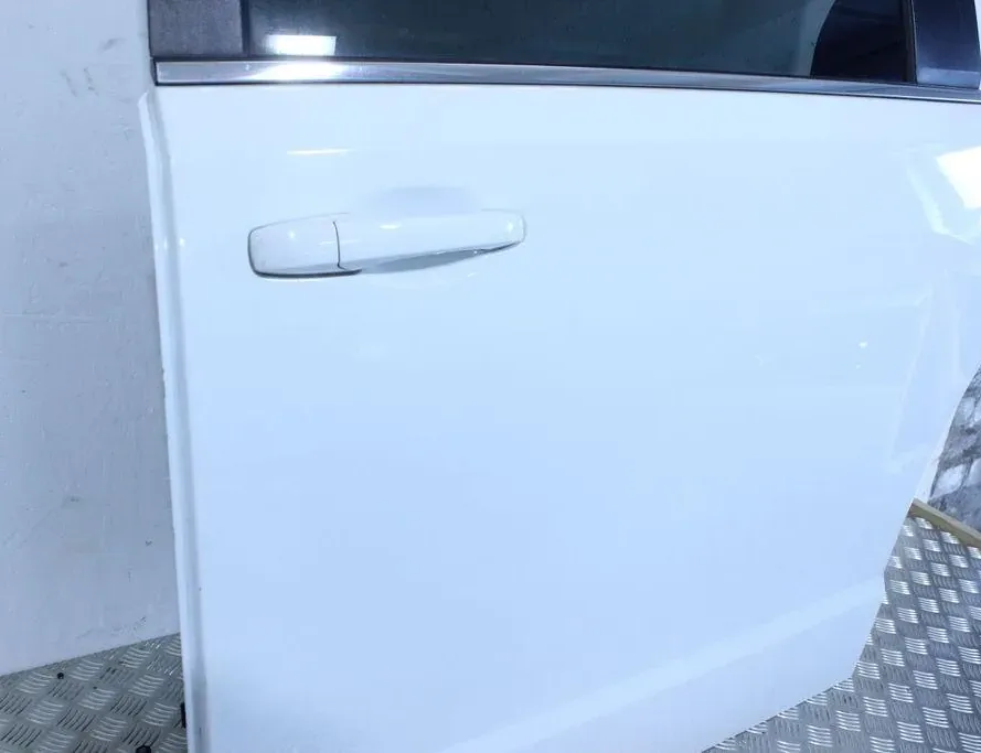 DODGE Campingvogn 5 generation (2007-2020) Rear Left Door 36331354