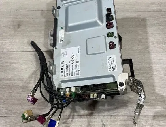 TESLA Model 3 1 generation (2017-2024) Other Control Units PGT24197A02015,156678605E,211015,15214820 35180232