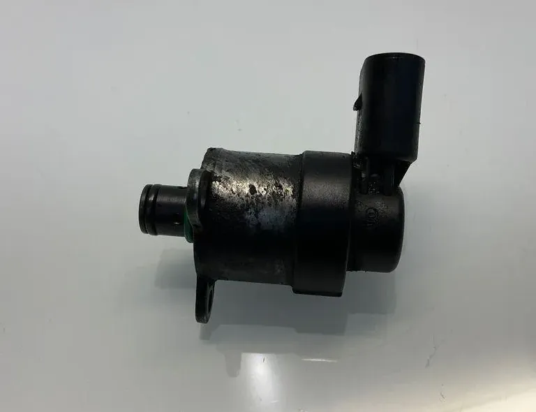MERCEDES-BENZ S-Class W221 (2005-2013) Fuel pressure regulator A6420740184,6420740184 36195260