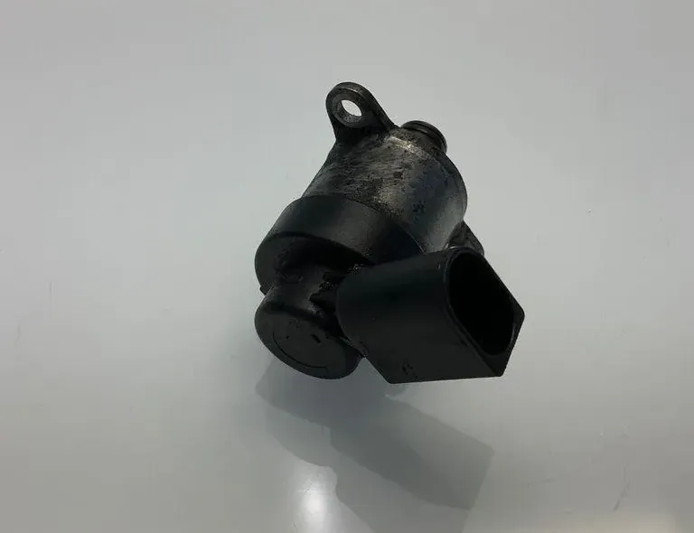 MERCEDES-BENZ S-Class W221 (2005-2013) Fuel pressure regulator A6420740184,6420740184 36195260