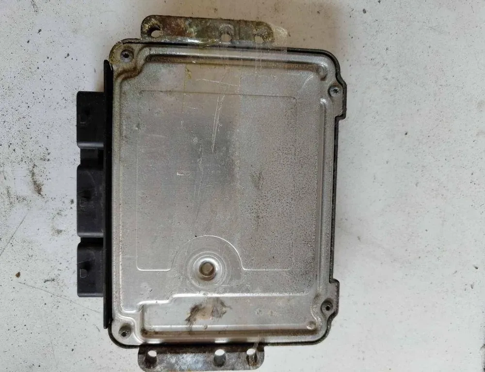 RENAULT Laguna 2 generation (2001-2007) Engine Control Unit ECU 0281011723,8200376187,8200311539 34679543