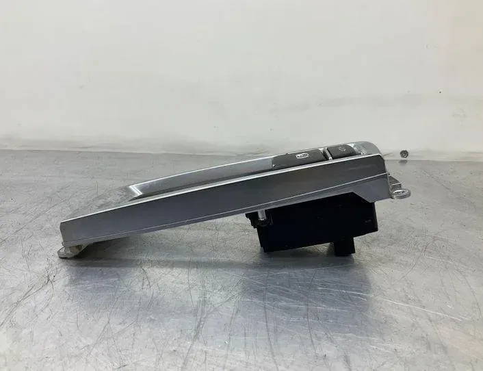 BMW 7 Series F01/F02 (2008-2015) Handbrake Button 9159997 20632570