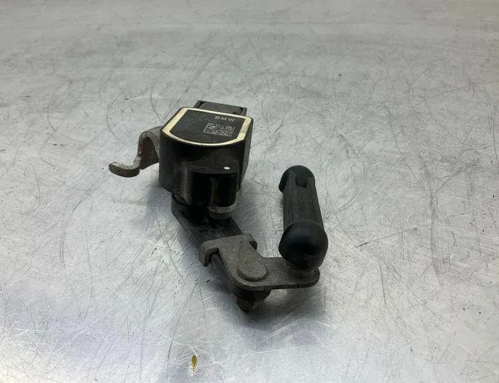 BMW 7 Series F01/F02 (2008-2015) Front Left Level Sensor 6788569 20632578