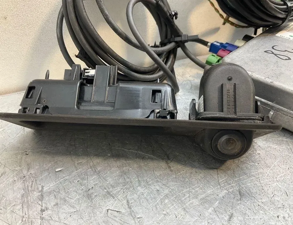 BMW 5 Series F10/F11 (2009-2017) Camera control unit 9228322 31051025