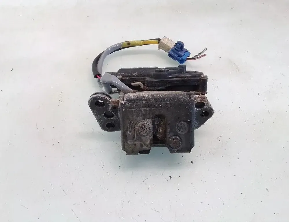 TOYOTA Avensis 2 generation (2002-2009) Tailgate Boot Lock 35127545