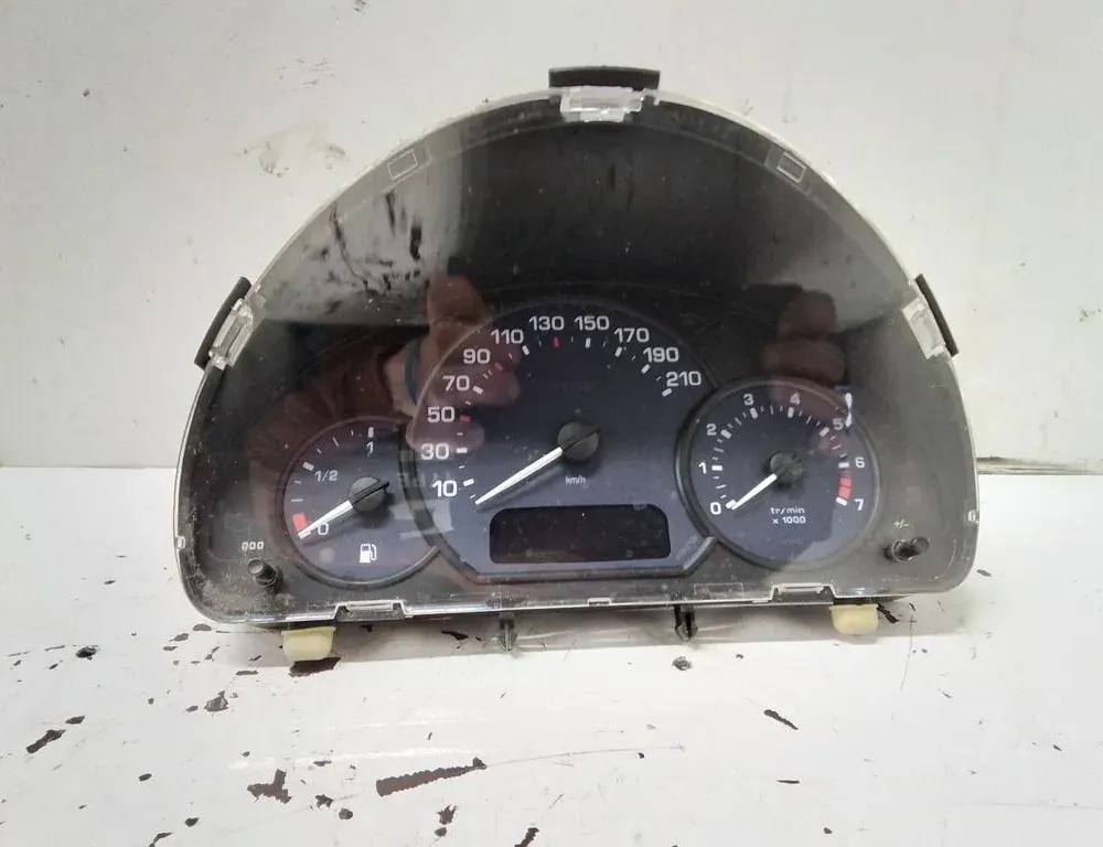 PEUGEOT 1007 1 generation (2005-2009) Speedometer A2C53045317 35100211