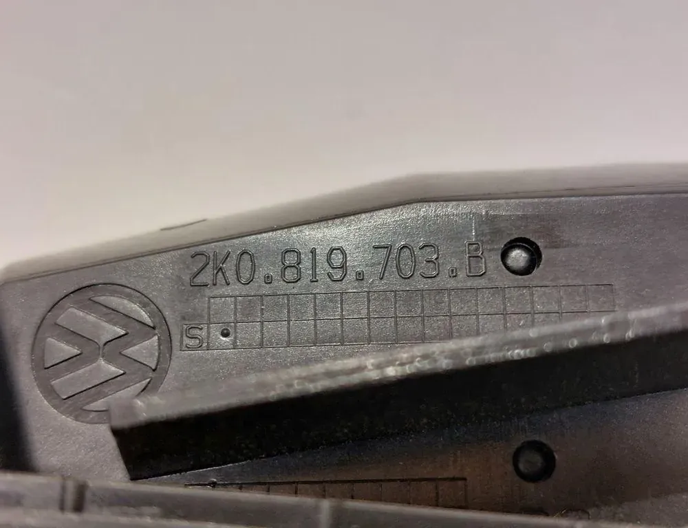 VOLKSWAGEN Caddy 4 generation (2015-2020) Вентиляционные отверстия центральной консоли 2K0819703B 34333725