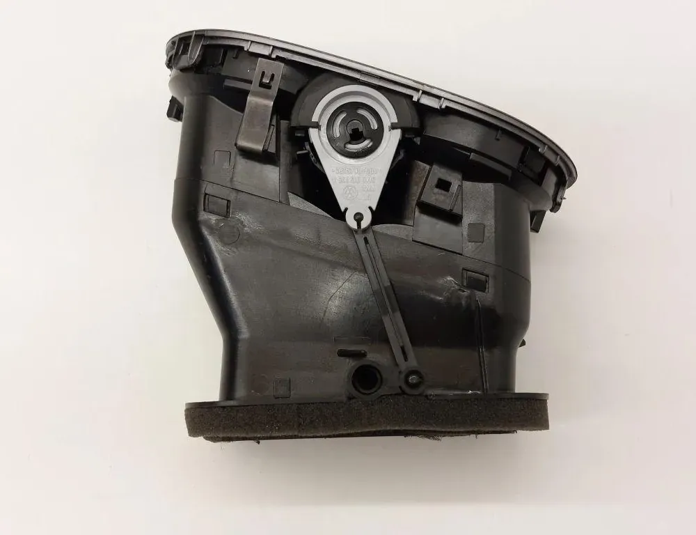 VOLKSWAGEN Tiguan 1 generation (2007-2017) Center console air vents 5M0819759,5M0819703L,5M0819709 34447721