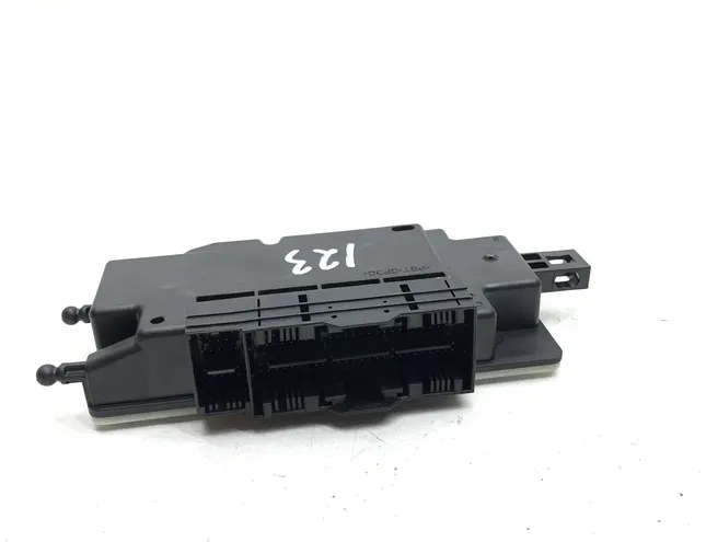BMW 7 Series F01/F02 (2008-2015) SRS Control Unit 9280186 23982845