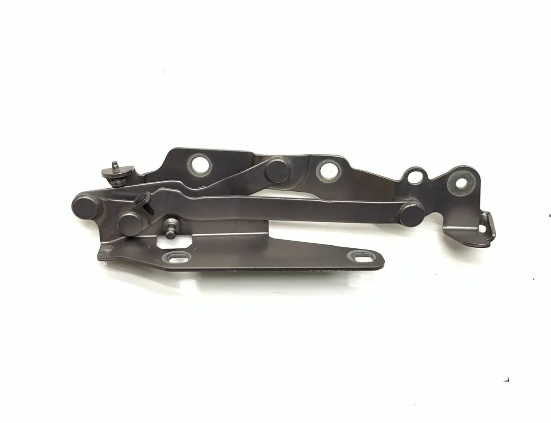 JAGUAR XK X150 (2005-2014) Left Side Bootlid Hinge 33497352