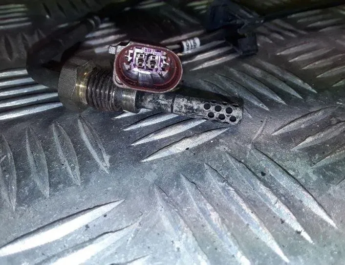 VOLKSWAGEN Touran 1 generation (2003-2015) Exhaust gas temperature sensor VWAGATS200,03G906088 25455657