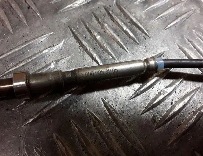 MERCEDES-BENZ M-Class W166 (2011-2015) Exhaust gas temperature sensor A0009053905 25455891