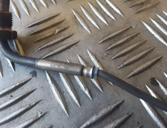 VOLKSWAGEN Caddy 3 generation (2004-2015) Exhaust gas temperature sensor 03G906088 25463673