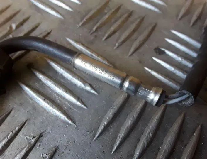 VOLKSWAGEN Passat B6 (2005-2010) Exhaust gas temperature sensor 03L906088AJ 25464390