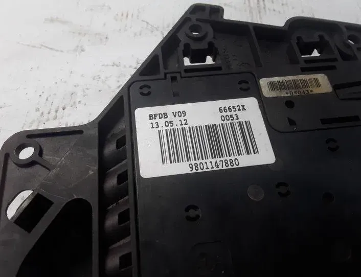CITROËN C3 2 generation (2009-2016) Fuse Box 66652X 25508782