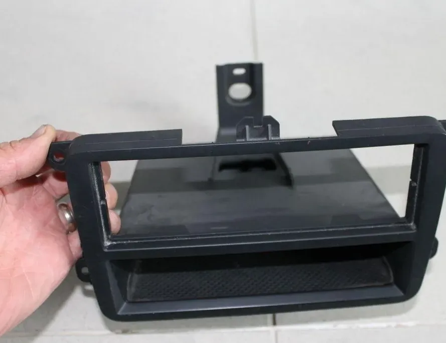 VOLKSWAGEN Tiguan 1 generation (2007-2017) Centre Console Trim Cover 1K0857058A 36226713