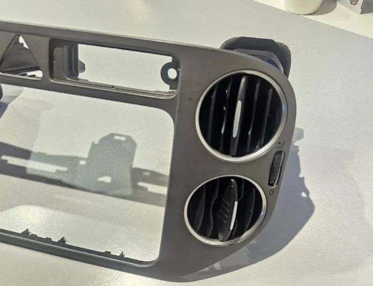 VOLKSWAGEN Tiguan 1 generation (2007-2017) Centre Console Trim Cover 5m0858069n,5m0858071k,5m0819357 36228881