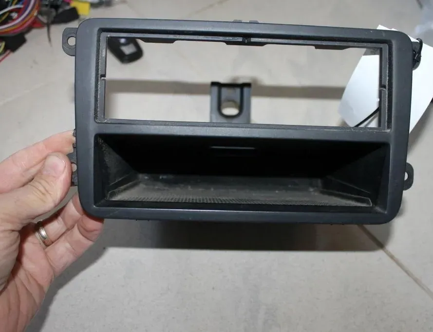 VOLKSWAGEN Tiguan 1 generation (2007-2017) Centre Console Trim Cover 1K0857058A,1DIN 36229119
