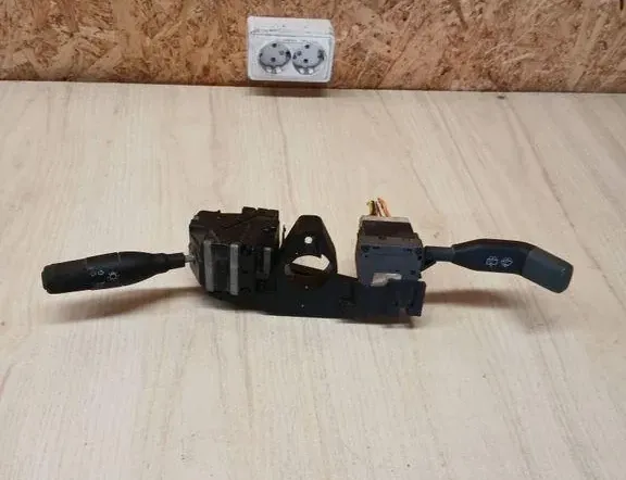 RENAULT Espace 2 generation (1991-1996) Indicator Wiper Stalk Switch 34900691