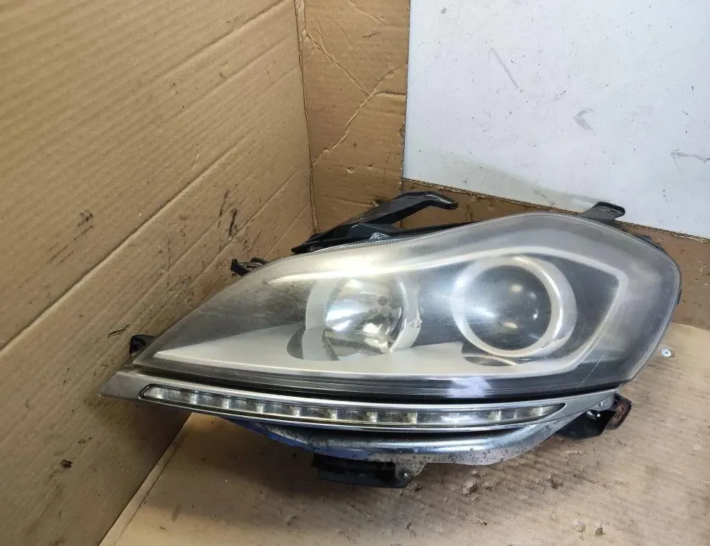 LANCIA Delta 3 generation (2008-2014) Front Right Headlight 46090748,46095748,46090757SX,51824830,31H9T2 34902683