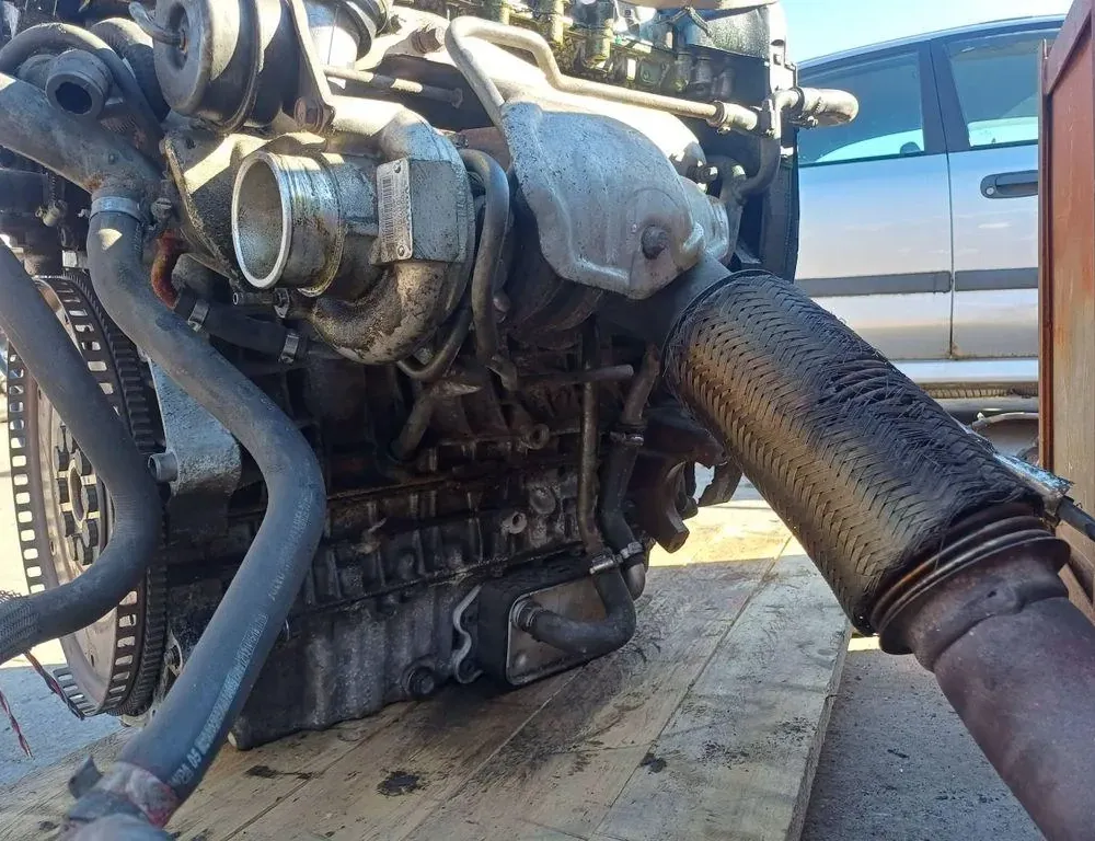 VOLVO XC70 2 generation (2000-2007) Engine B5254T,3696483 34893299