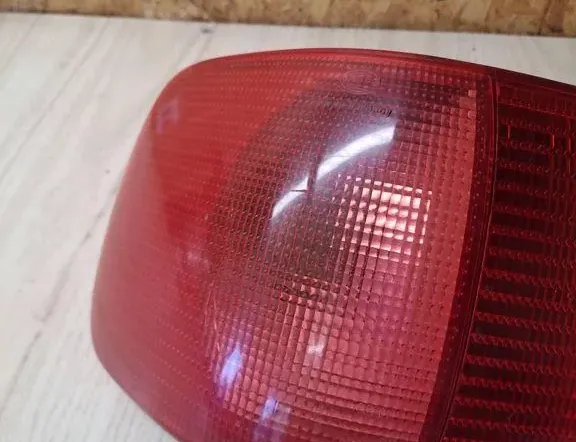 AUDI 80 B4 (1991-1996) Rear Right Taillight Lamp 8A0945095E 34900774