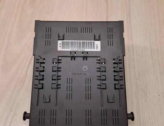 PEUGEOT 807 1 generation (2002-2012) Fuse box 9646907380 34902053