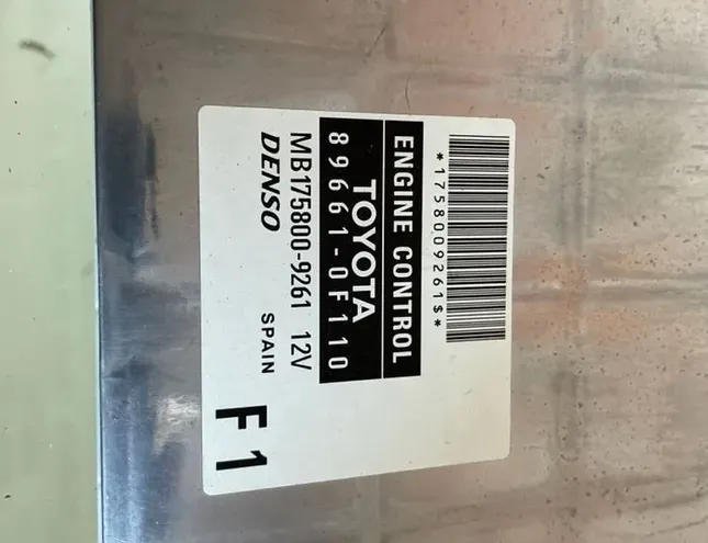 TOYOTA Corolla Verso 1 generation (2001-2009) Engine Control Unit ECU 896610F110 34790117