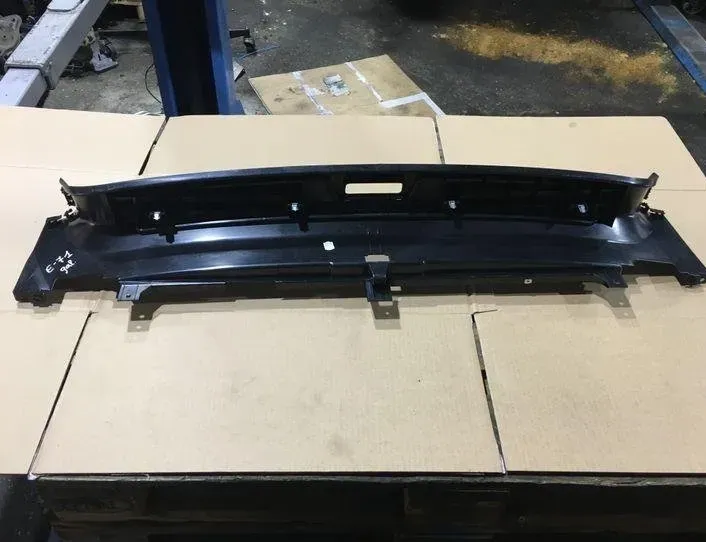 BMW X6 Trunk Lock Trim 6981004 21502083