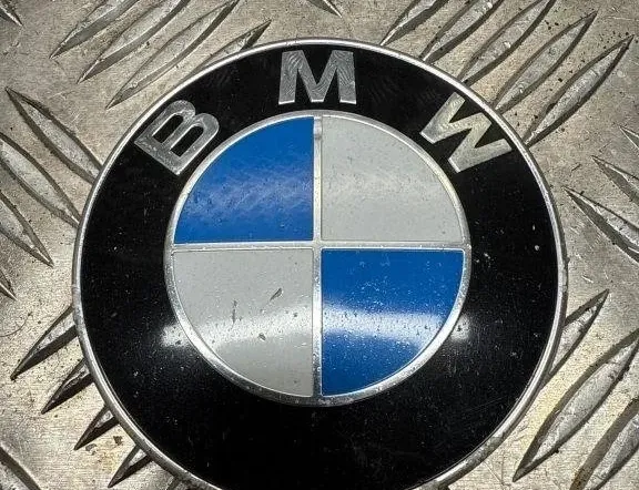 BMW 3 Series F30/F31 (2011-2020) Car manufacturer's badge 7288752,10333410 30499556