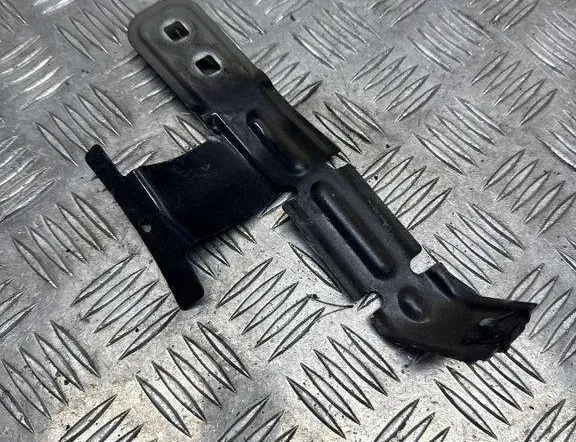 BMW X3 F25 (2010-2017) Front Left Fender Holder 30501529