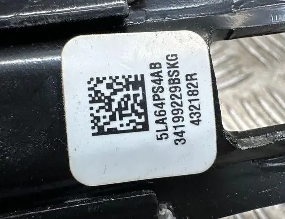 JEEP Compass 2 generation (2017-2023) Регулятор высоты ремня безопасности (передний правый) 5LA64PS4AB,34199229BSKG 30521582