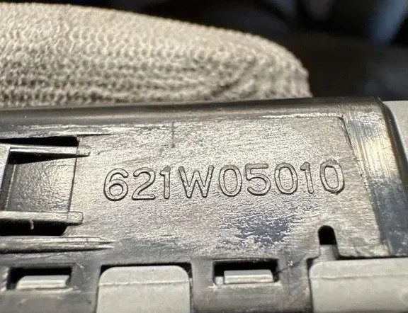 KIA Sorento 2 generation (2009-2021) ASR switch 621W05010 31467216