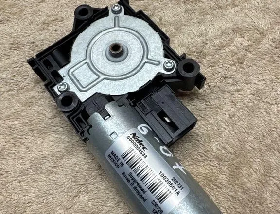 BMW X7 G07 (2018-2024) Sunroof Control Module 282731,10030661A 33517532