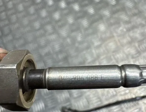 VOLKSWAGEN Passat B8 (2014-2023) Датчик температуры выхлопных газов 04L906088E 34835517