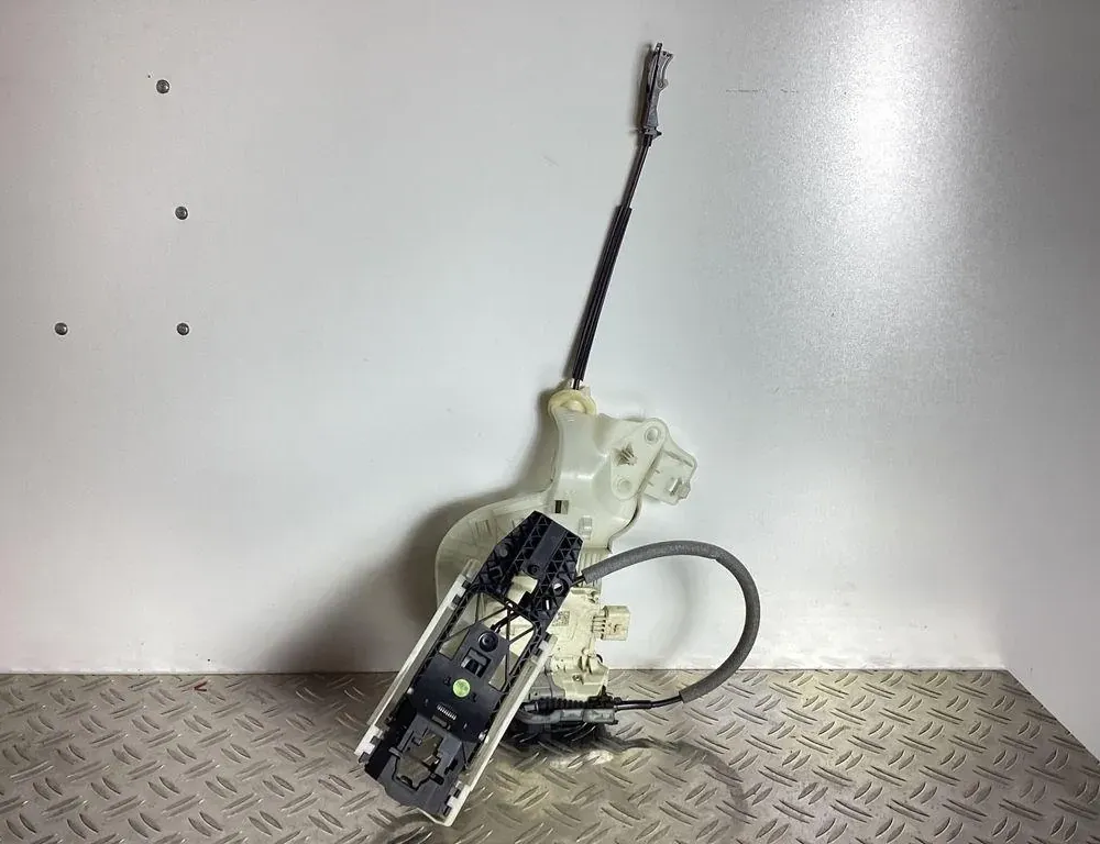 VOLKSWAGEN Touareg 2 generation (2010-2018) Rear Right Door Lock 7P6839885,4G0839016 34614487