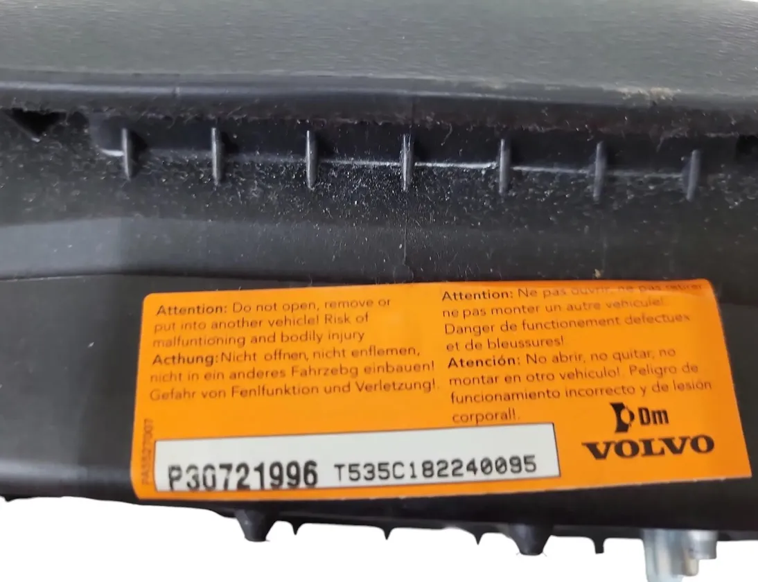 VOLVO V70 3 generation (2007-2020) Steering Wheel Airbag PA55270060 27514050