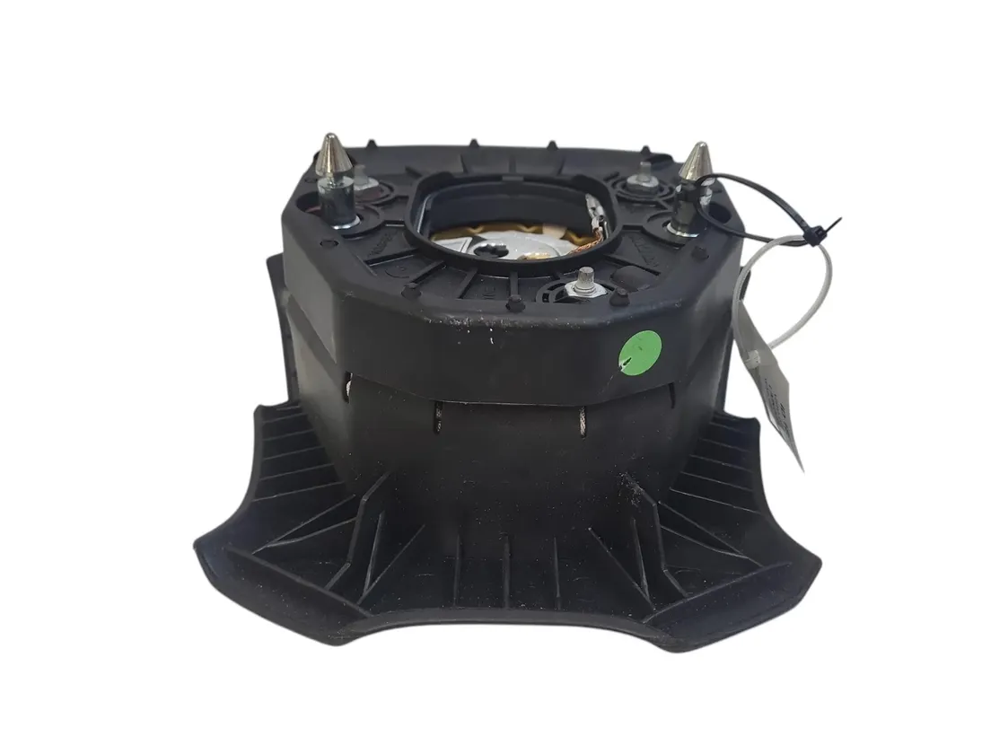 VOLVO S80 2 generation (2006-2020) Steering Wheel Airbag P30721996 28224960