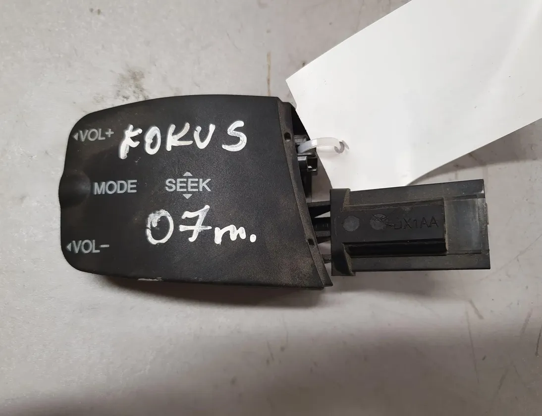 FORD Focus 4 generation (2018-2024) Music Player Buttons 758710 28620450