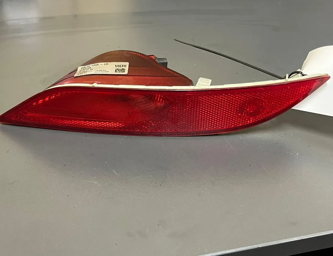 VOLVO V40 Cross Country 1 generation (2012-2020) Rear Right Fog Light 31420159 28708242