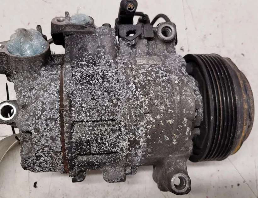 BMW 3 Series E90/E91/E92/E93 (2004-2013) Hасос кондиционера 6452698786203 28709117