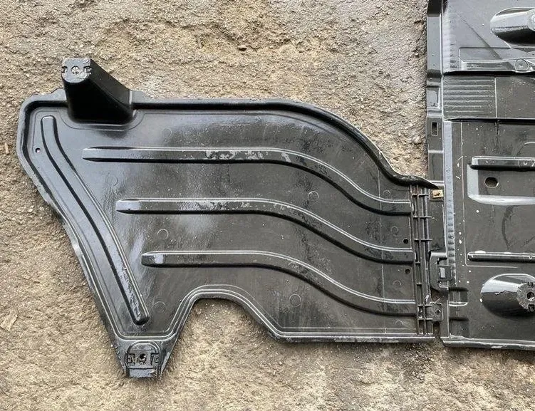 AUDI A3 8V (2012-2020) Left Side Underbody Cover 5Q0825201L 30923268