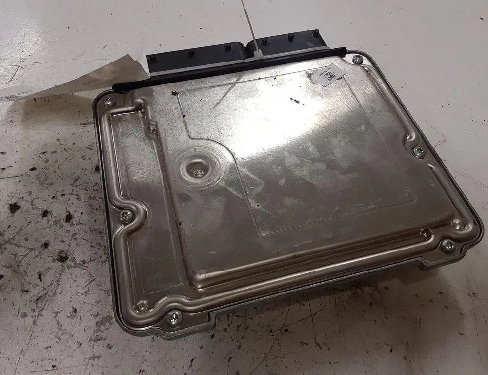 BMW 3 Series F30/F31 (2011-2020) Блок управления двигателем 0281019679 30938039