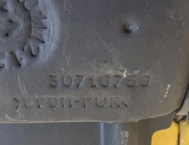 VOLVO V70 2 generation (2000-2008) Hydraulic pump 31218393 33347645