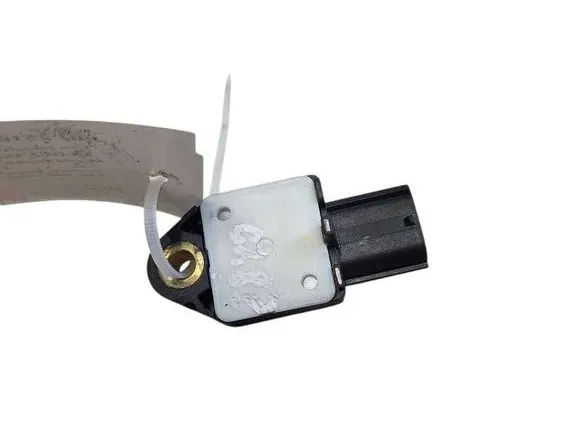 TOYOTA Avensis 2 generation (2002-2009) Rear Left Crash Sensor 8983305020 33514373